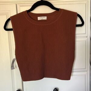 NWT Aritzia Babaton sculpt knit muscle crop tank